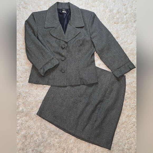 Vintage TAILOR B. MOSS 2 piece Skirt and Jacket - Picture 1 of 3